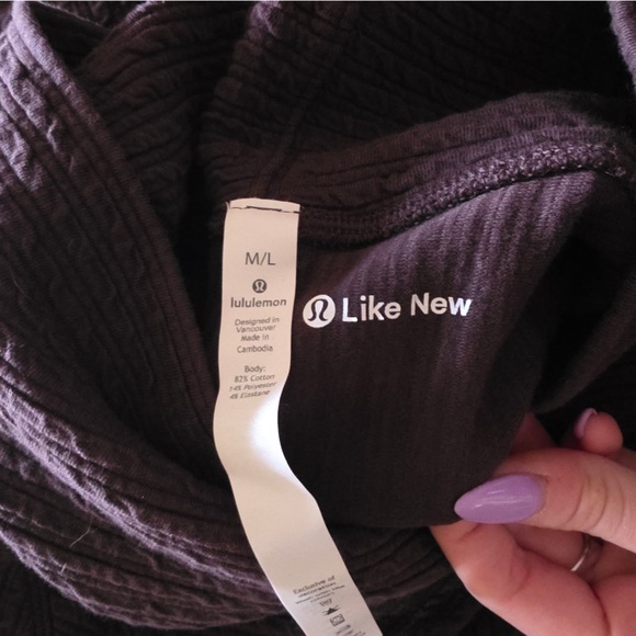 Lululemon Like New Retreat Yourself - Picture 5 of 12